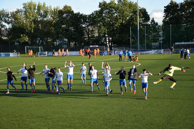 Jubelstimmung am Kinkplatz. | Foto: FCJ Alt-Ottakring