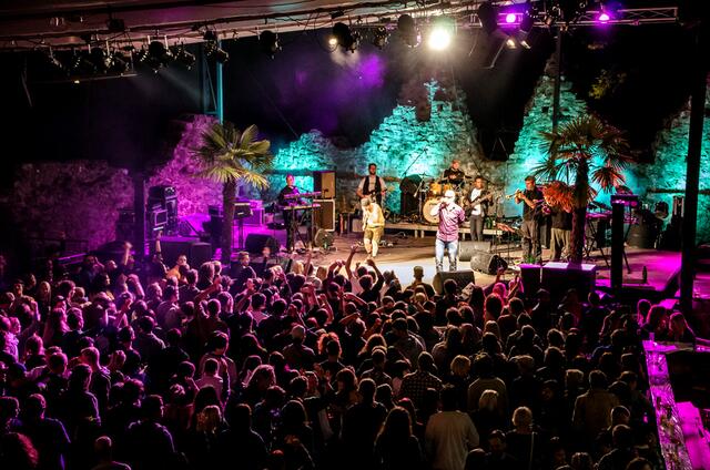 Mit der Burgarena Reinsberg wurde die Ruine im Kulturdorf erfolgreich belebt. | Foto: privat