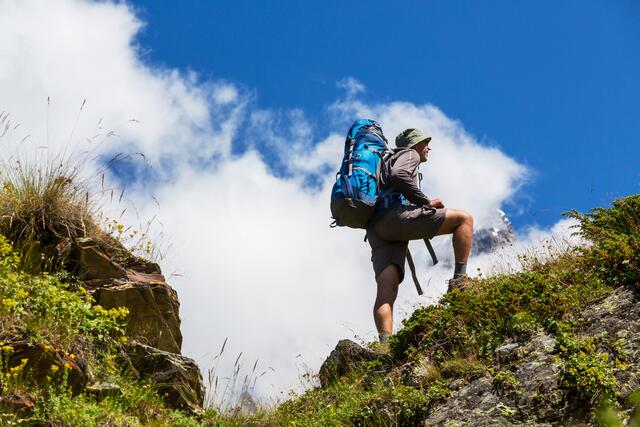 Am Montagnachmittag kam es am Hochvogel in Hinterhornbach zu einem Bergunfall. Ein deutscher Wanderer stürzte auf einem Schneefeld und mustte mit dem Hubschrauber geborgen werden. | Foto: Galyna Andrushko/Fotolia (Symbolbild)
