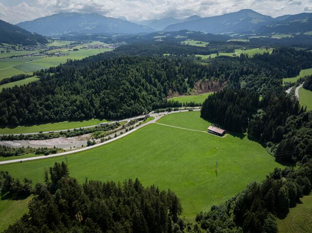 Zukünftiges Gewerbegebiet Unterbürg St. Johann - St. Johann in Tirol - rund 75.000 m².  | Foto: Mitja Kobal