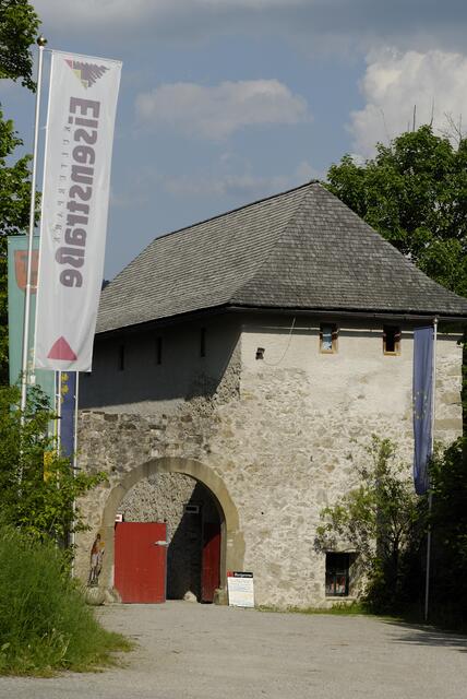 Mit der Burgarena Reinsberg wurde die Ruine im Kulturdorf erfolgreich belebt. | Foto: Peter Faschingleitner
