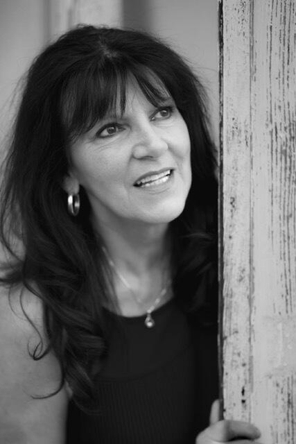 Irene Bernatzky stellte unter anderem bereits in Saalfelden, Zell am See, Salzburg, Wien, Baden-Baden, Bad Reichenhall, Rothenborg o.b. Tauber (Deutschland) sowie Strasbourg (Frankreich) aus. | Foto: Reinhard Wieser