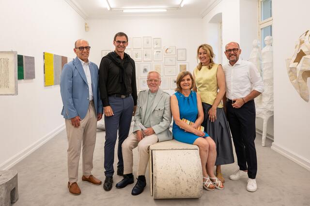 Künstler Tone Fink erhält Silbernes Ehrenzeichen des Landes
 | Foto: VLK/Serra 