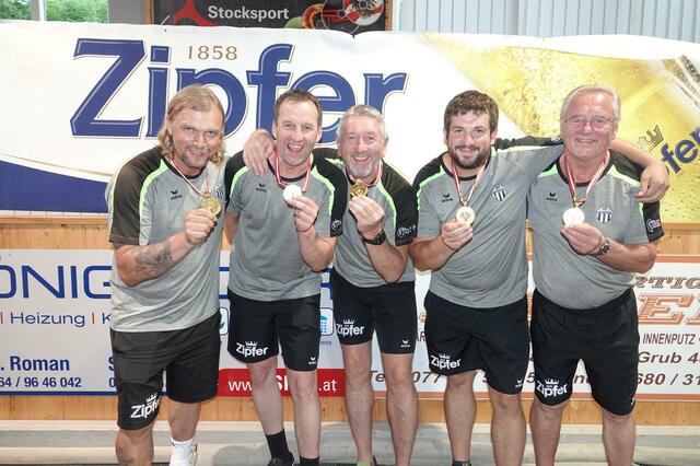Die Siegermannschaft: Peter Huber, Hans Duscher, Markus Haas, Andreas Krompaß und Gerhard Osterkorn (v. l.). | Foto: SU Schardenberg