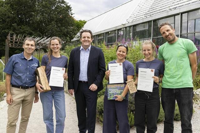 Bezirk Reutte: Wolfgang Bacher (Natopia), Kathrin Hüffmeier, LR René Zumtobel, Simone Schwarz, Franziska Brejcha und Daniel Baumgartner (Natopia) | Foto: © Land Tirol/Die Fotografen