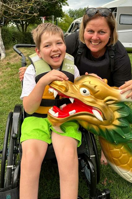 Sebastian mit Sportlehrerin Christa Pullirsch. | Foto: Pullirsch 