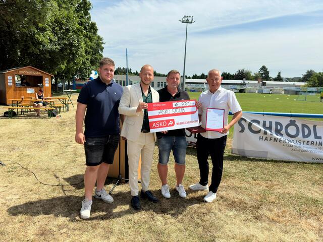 Obmann-Stellvertreter Michael Kaplan, ASKÖ-Präsident und SPÖ Nationalratsabgeordneter Maximilian Köllner, ASKÖ Stoob Obmann Thomas Jerson, ASKÖ-Landesgeschäftsführer Andreas Ponic | Foto: Viktoria Konrad