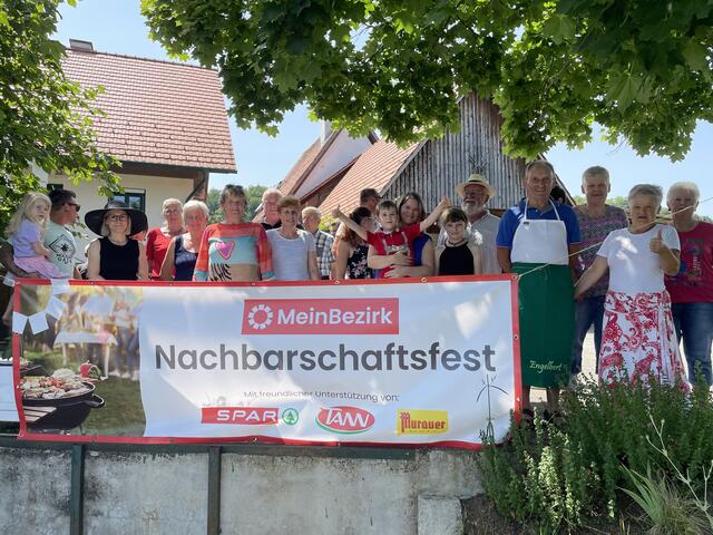 Am wunderschönen Ziegenberg in Ottendorf an der Rittschein feierten die Gewinner des Nachbarschaftsfestes eine All-Inclusive-Grillparty. | Foto: Christian Zechner