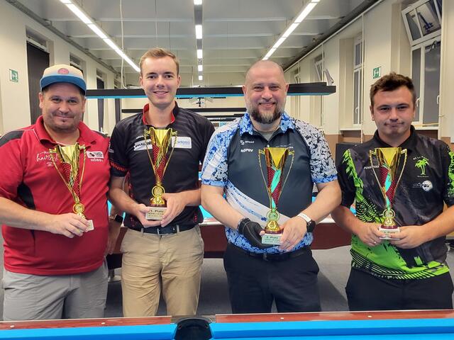 Siegerfoto zur NÖ-Landesmeisterschaft in der Disziplin 9-Ball (Allg. Klasse):  Volker Kemeter (Billardfreunde Baden) 3. Platz, Manuel Butschek (Billardfreunde Baden) NÖ-Landesmeister - 1. Platz, Goran Darda (PBC Break &amp; Run Altenmarkt) 2. Platz, Christian Ederl jun. (BC La Palma Wr. Neustadt) 3. Platz. | Foto: privat