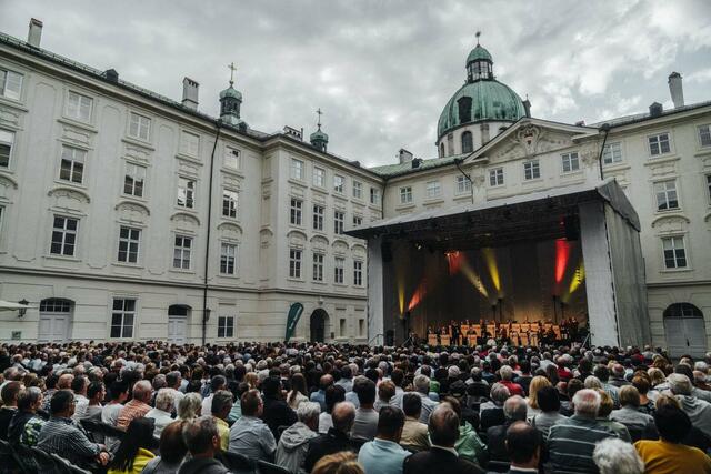 Die erste Woche der Innsbrucker Promenadenkonzerte zeigte sich sehr erfolgreich. Zahlreiche Gäste erschienen und die Orchester boten eine musikalische Vielfalt.  | Foto: Innsbrucker Promenadenkonzerte