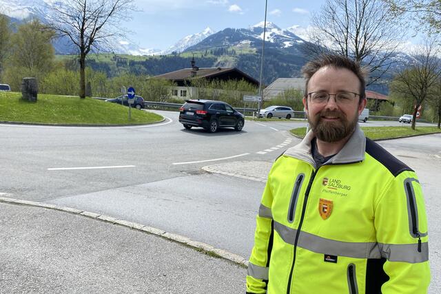Stefan Pfeiffenberger von der Gruppe Polizei und Straßenverkehr der Bezirkshauptmannschaft Zell am See. | Foto: Land Salzburg/Melanie Hutter