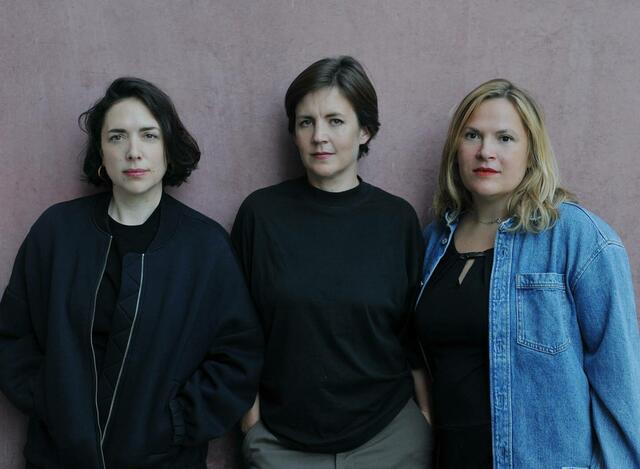 Am Freitag, 26. Juli, liest das Literaturkollektiv "Liquid Center", im Mortarapark in der Brigittenau, aus ihrem Roman "Wir kommen".  | Foto: Stefan Klüter