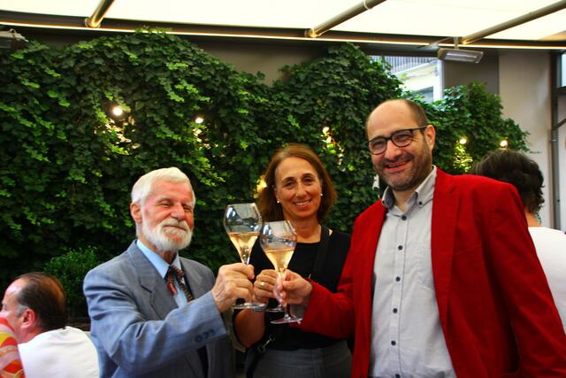 Bei der Einweihung: Pfarrer Richard Schwarzenauer, Andrea Struijk-Debus (Festspielvorständin), Bürgermeister Martin Dietrich. | Foto: Martin Schöndorfer, 2024