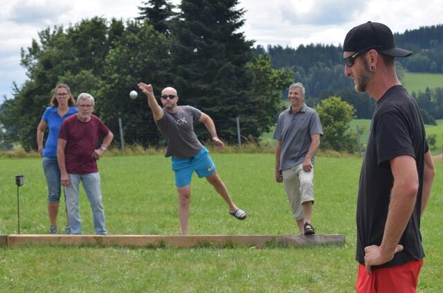 Thomas und Vinzent vom Bocciaklub Kanonenschlag belegte diesmal Platz 5. | Foto: Verein Herzhaftes Höf