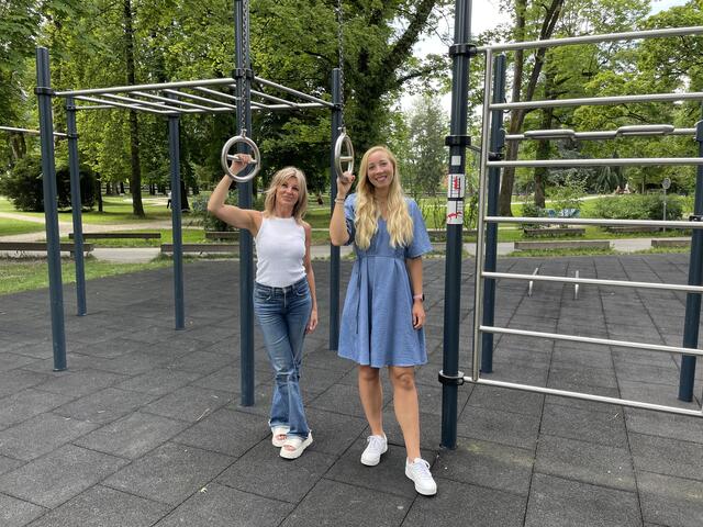 Für eine "bewegte Stadt": Sabine Pichler und Julia Zweimüller | Foto: Lisa Gold