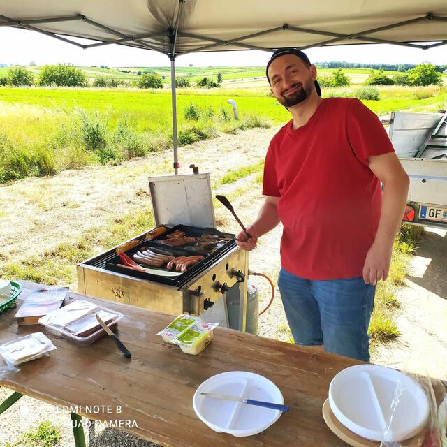 Auch eine Grillerei durfte nicht fehlen! | Foto: Sport- und Spielverein Multiplayer