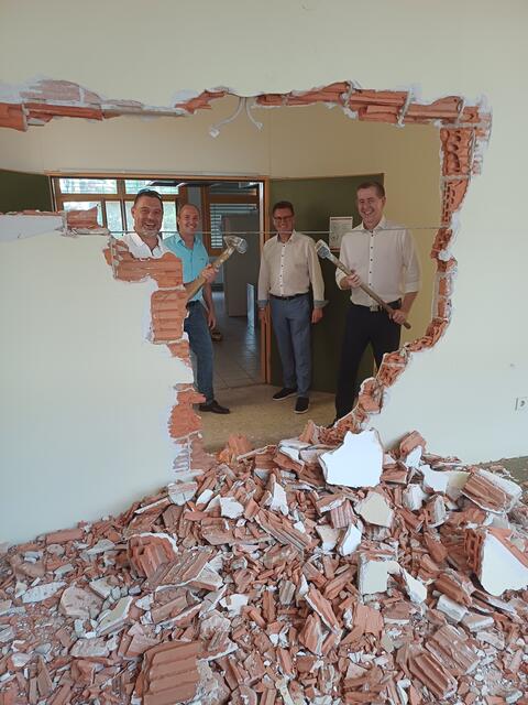 Die Sanierung hat bereits begonnen. | Foto: BUZ Neutal