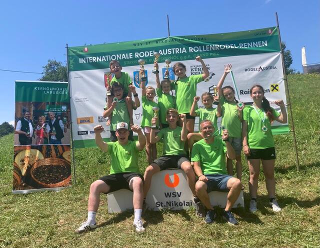 Die siegreichen Athletinnen und Athleten des Wintersportvereins St. Nikolai im Sausal | Foto: ©WSV St. Nikolai im Sausal