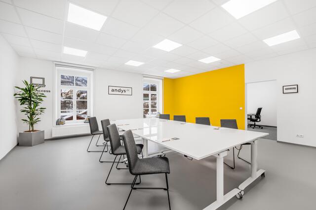 Aktuell sorgen massive IT-Probleme auf Flughäfen weltweit für Chaos. Zahlreiche Arbeitnehmer:innen aus Österreich schaffen es teils nicht mehr rechtzeitig zurück an ihren Arbeitsplatz. | Foto: ÖBB, Moritz Weixelberger/noon