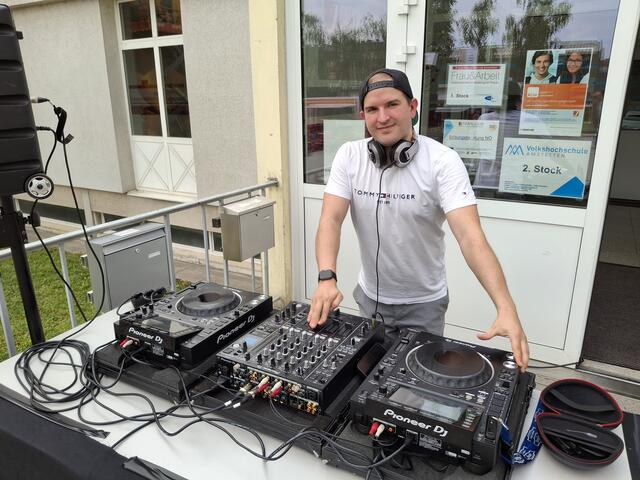 DJ Max Van Gaal legte am Samstag auf.