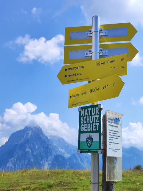viele Wanderwege treffen hier aufeinander... | Foto: I.Wozonig