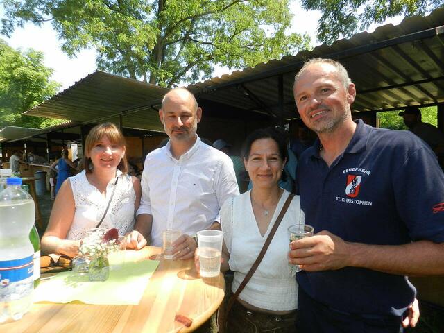    Maria, Mavc Jost Jutta, Martin Breitenecker Haben sich gut unterhalten )