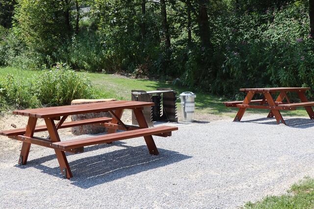 Im Kufsteiner Stadtteil Sparchen wurde ein Grillplatz für die Öffentlichkeit errichtet.  | Foto: Nimpf