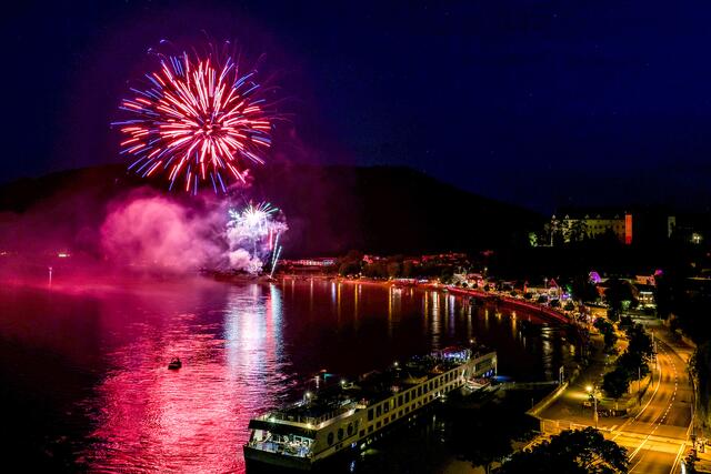 Feuerzauber im Strudengau 2024 - Grein &amp; Neustadtl. Mit Musik, Kulinarik, Tanz...  | Foto: FotoGrafik Bruno Haneder