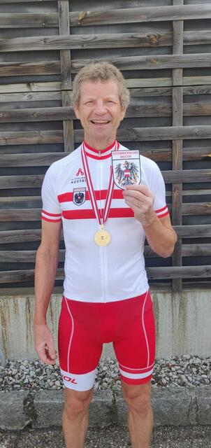 Walter Lehki sicherte sich im Rahmen des Wachauer Radmarathons in der Klasse Master III den österreichischen Meistertitel auf der Straße. | Foto: Lehki
