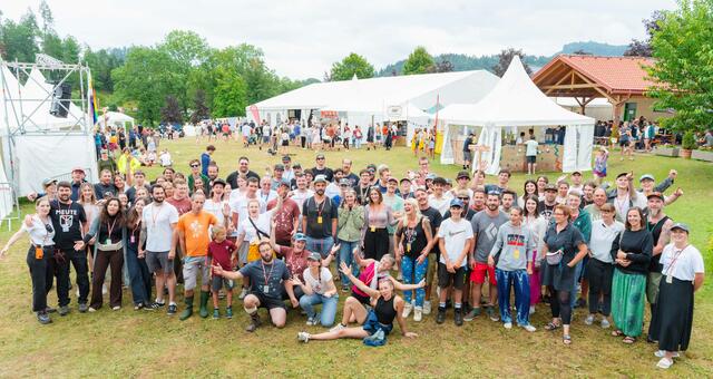 Die Acoustic-Lakeside-Crew will weiterhin für Kulturbetrieb am Sonnegger See sorgen.  | Foto: derSchindler.at