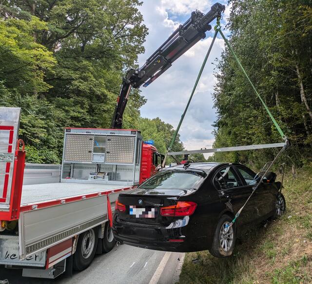 Erneut kam es zwischen Oberwart und Kemeten zu einem Verkehrsunfall. | Foto: Stadtfeuerwehr Oberwart