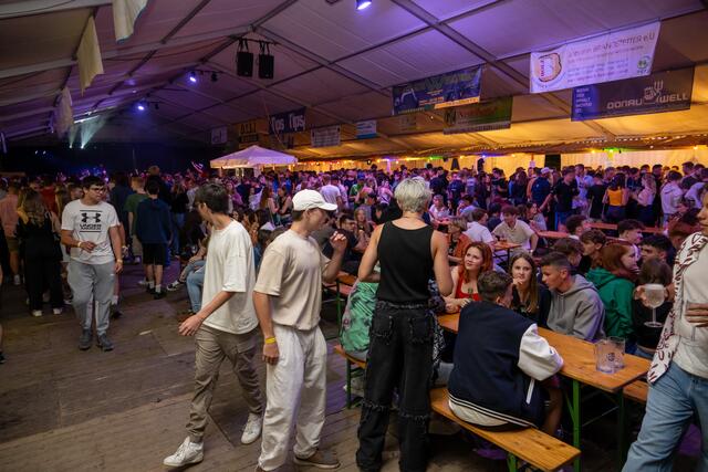 Bild vom Perger Zeltfest 2023 | Foto: Photography Tobias Schartner