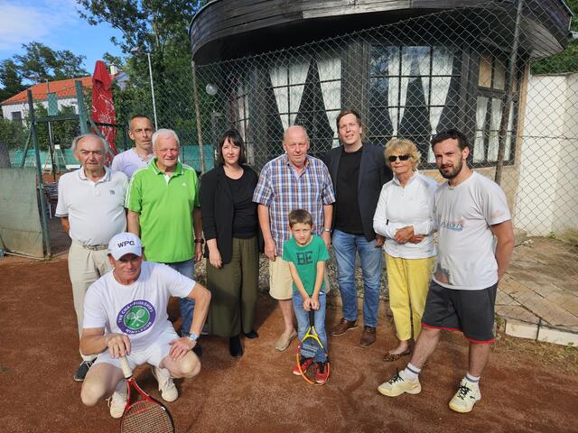 Das Parkpickerl hat zu Mitgliederschwund beim Club geführt. | Foto: ÖVP