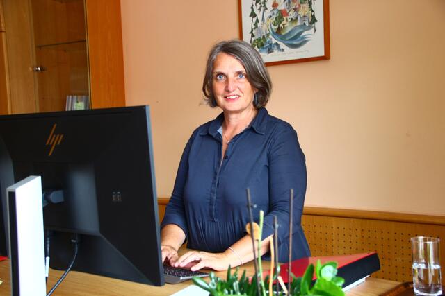 Barbara Schweitl (SPÖ) ist seit etwas mehr als drei Monaten Bürgermeisterin von Puch bei Hallein. | Foto: Martin Schöndorfer, 2024