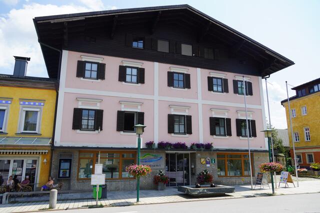 Das Stadtamt in Neumarkt am Wallersee. | Foto: Emanuel Hasenauer