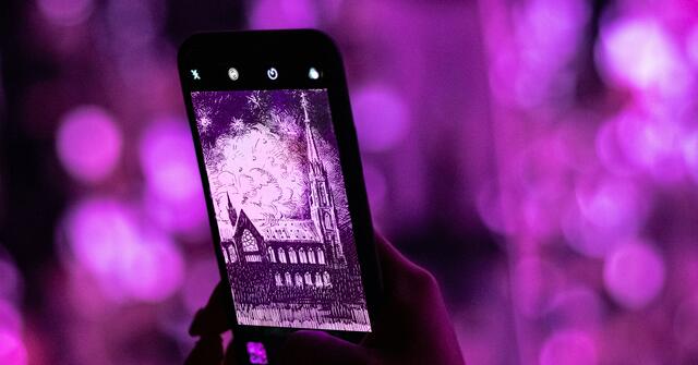 domorgelsommerlinz24 an der Rudigierorgel: RAUMKLANG#25 mit Harfen, Hörnern, Klarinetten und Orgeln | Foto: © Robert Wosak (Mariendom 1924, modifiziert) | Robby McCullough/unsplash.com/Unsplash License (Hintergrund, modifiziert) | Dommusikverein Linz/Stefanie Petelin (Montage)