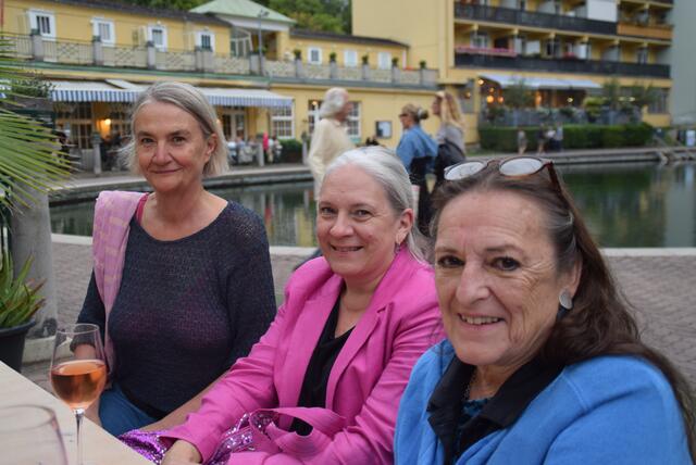 Henriette Horny, Theresia Karrer und Andrea Schuessler | Foto: Thermalbad Vöslau und Weber