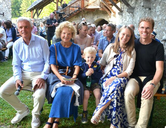 Stefan und Christa Brandstätter, Livius, Irina und David Lindenmüller