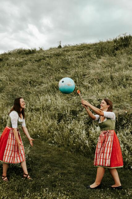 Die Landjugend bietet eine kulinarische Reise um die Welt. | Foto: Laura Schmitzberger