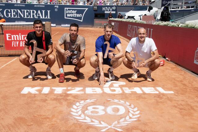 Gemeinschaftsfoto der Kitz Doppel-Finalisten 2024: Alexander Erler, Andreas Mies, Hendrik Jebens und Constantin Frantzen (v.l.n.r.)