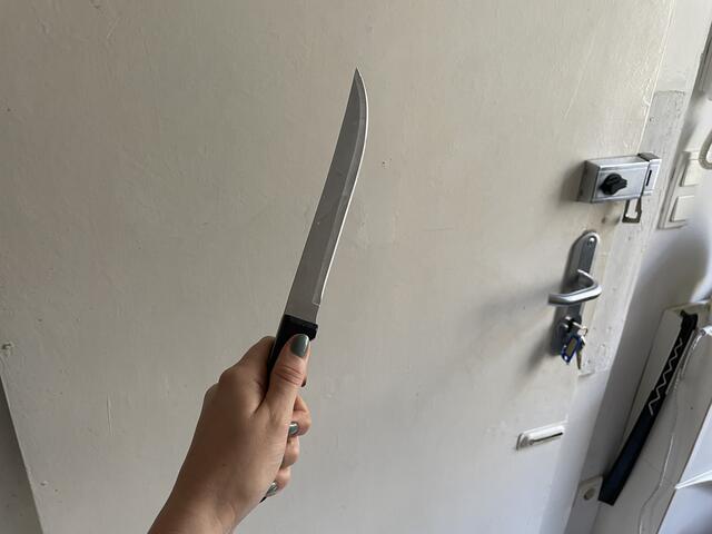 Nach einem Streit zwischen Kinder eskalierte die Situation. Ein Mann bedroht den Vater angeblich mit einem Messer. (Symbolfoto) | Foto: Rosa Besler/meinbezirk