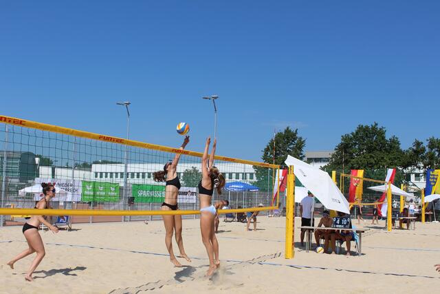 Block Helene Prokesch | Foto: Volleyboi Zell am See