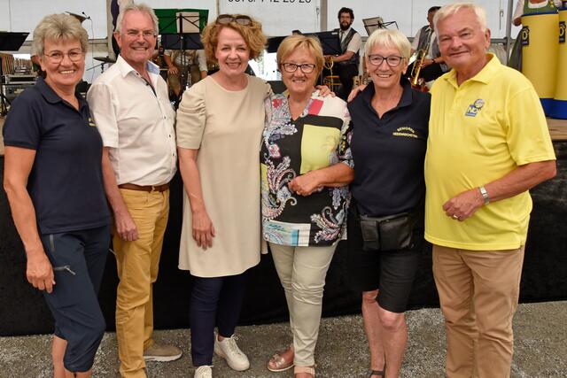 Anna Böhm, Landtagspräsident Karl Wilfing, Senioren-Landesrätin Christiane Teschl-Hofmeister, Gabriele Mauritz, Grete Steindl und NÖs Senioren Obmann Herbert Nowohradsky
 | Foto: Martin Köhler