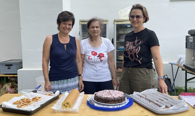 Mehlspeisen aller Art und ein guter Kaffee sorgten für einen gemütlichen Nachmittag. | Foto: Lia Schuster