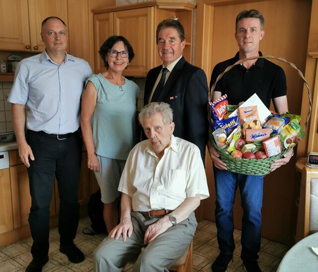 Alles Gute wünscht die Gemeinde. | Foto: Marktgemeinde Ulrichskirchen-Schleinbach
