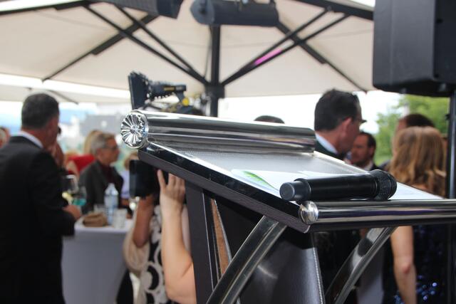 Warten auf die Ansprache. | Foto: Martin Schöndorfer, 2024