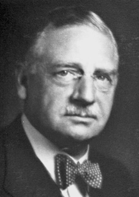 Otto Loewi in dem Jahr, in dem er den Nobelpreis für Medizin, bekam. | Foto: Von Albert Hilscher - https://www.nobelprize.org/prizes/medicine/1936/loewi/facts/, Gemeinfrei, https://commons.wikimedia.org/w/index.php?curid=18336306