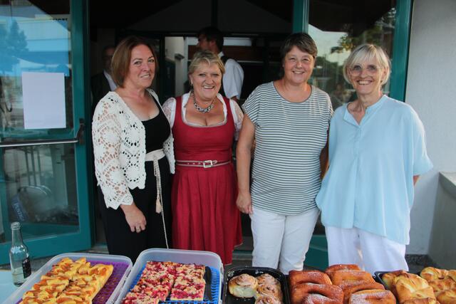 Auch die Kulinarik kam an diesem Abend nicht zu kurz. | Foto: MeinBezirk/Hofmüller