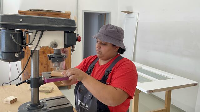 Das AMS Niederösterreich hat ein neues Beschäftigungsprojekt für Langzeitarbeitslose im Industrieviertel gestartet. Im sozialökonomischen Betrieb Jobwerk in Gramatneusiedl werden 27 Transitarbeitsplätze für Langzeitarbeitslose angeboten. | Foto: Alexander Paulus