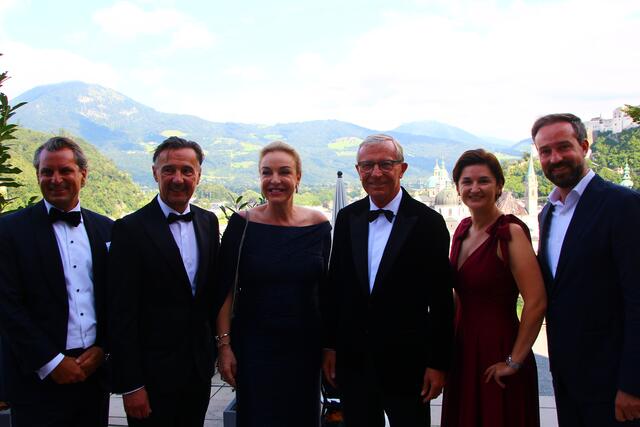 IV Peter Unterkofler (v.l.) LR Martin Zauner, Präsidentin Kristina Hammer, LH Wilfried Haslauer LH Stv. Marlene Svazek, LH Stv. Stefan Schnöll. | Foto: Martin Schöndorfer, 2024